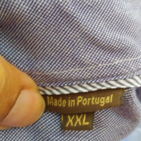 J.L. Powell Button up - Picture 4 of 6